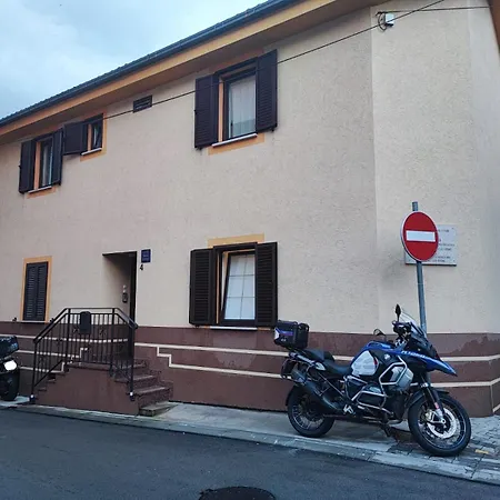 아파트 Rina 크리크베니카